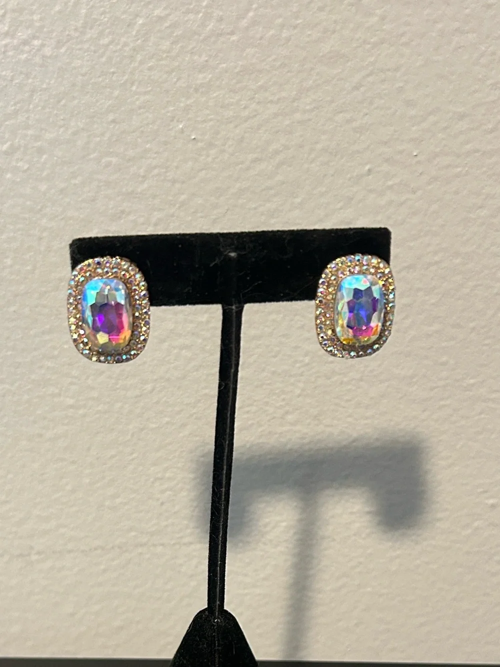 Iridescent crystal stud earrings